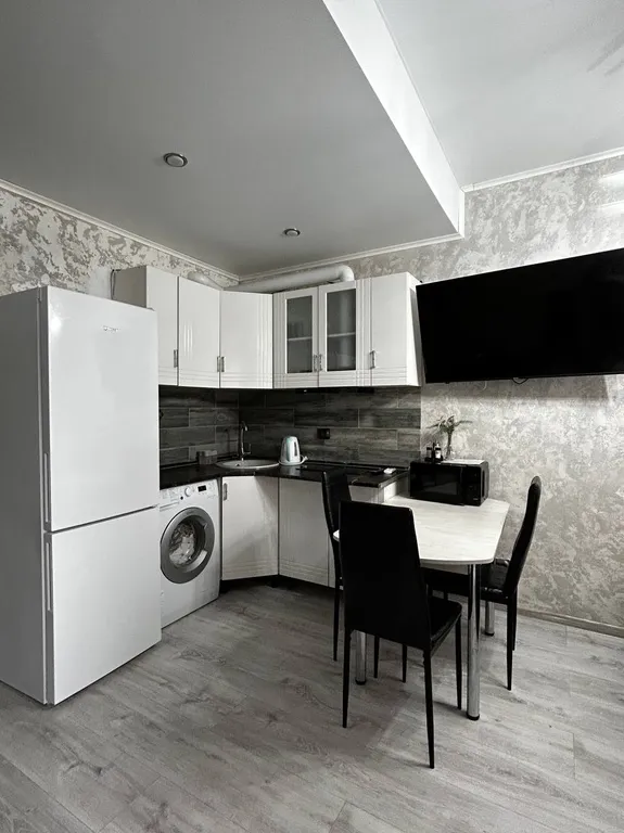 Квартира Стильная 2-уровневая квартира — Адлер