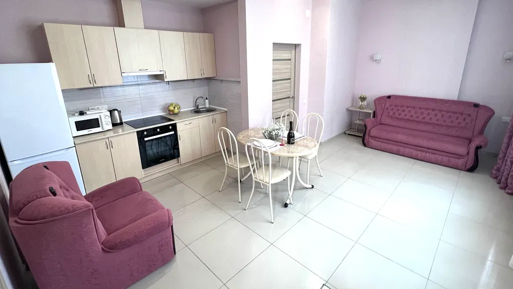 Большая квартира в Ялте с террасой