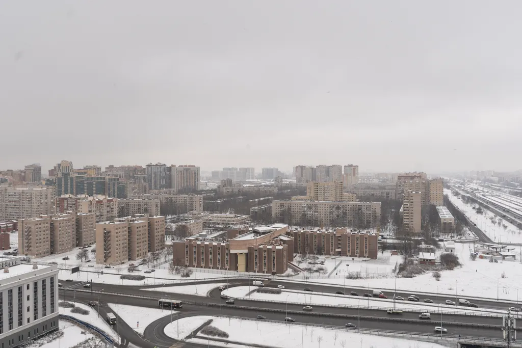 Квартира Квартира Уютная и просторная студия рядом с метро — Санкт-Петербург