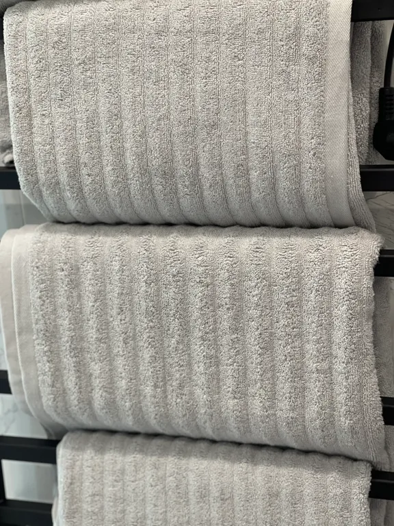 Апартамент 42