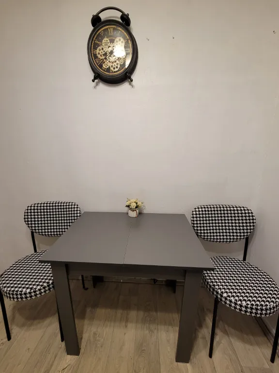 Квартира Комната на двоих в 3 минутах пешком от метро — Москва