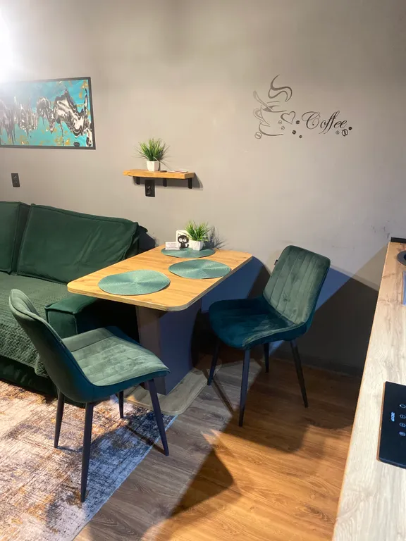 Квартира с дизайнерским ремонтом в стиле лофт