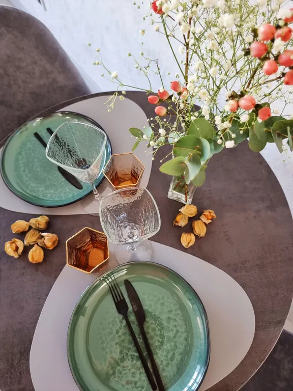 Уютная евродвухкомнатная квартира (СИГР, тц Волна, Ашан).