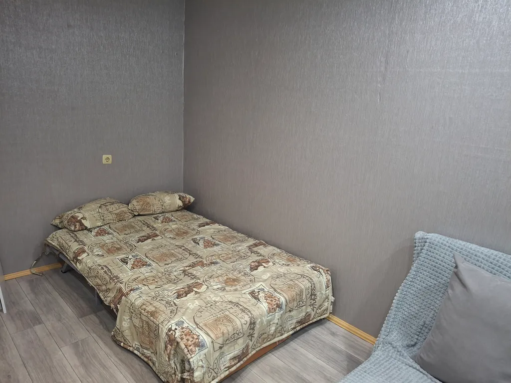 Квартира Светлая, теплая, уютная квартира в центре города — Челябинск