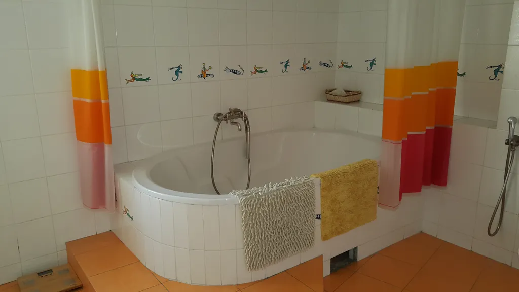 Таунхаус с сауной и бассейном недалеко от метро