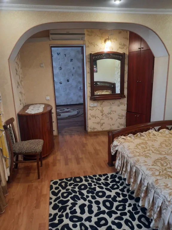 Уютная двухкомнатная квартира с видом на горы