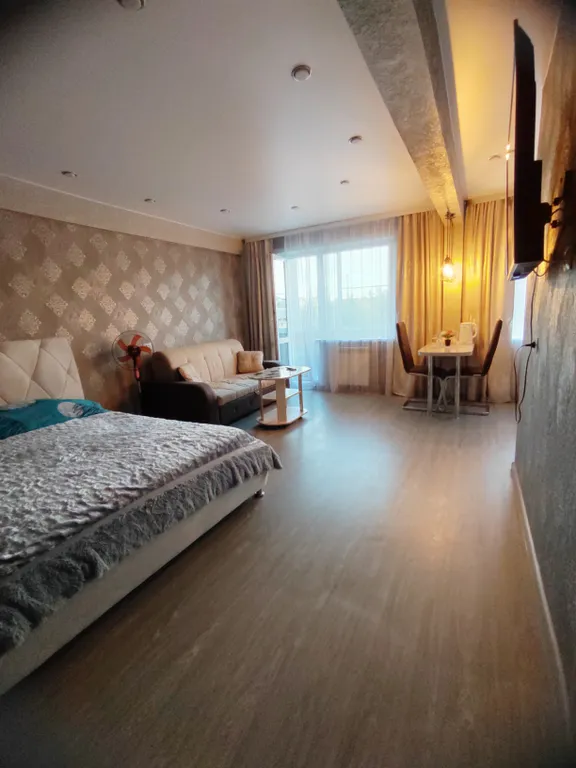 Квартира Уютная студия Люкс в центре города — аренда посуточно в Усолье-Сибирское