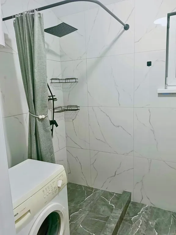 Уютный дом с бассейном под ключ