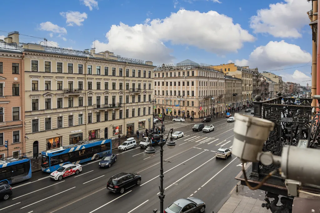 Квартира Апартаменты с видом на Невский проспект — Санкт-Петербург