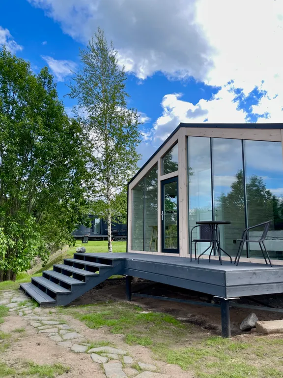 Коттедж Дом на берегу реки Волхов — Юшково