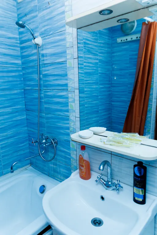 Двухкомнатная рядом с заботой о здоровье