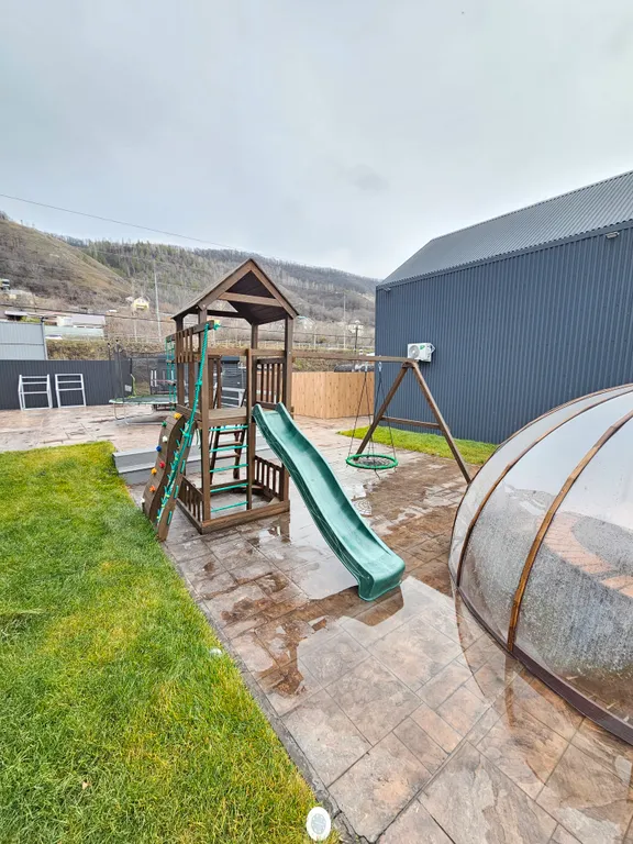 Дом на берегу реки в Самаре