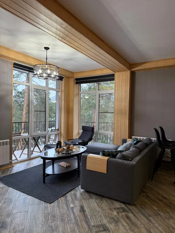 Апартаменты с двумя балконами