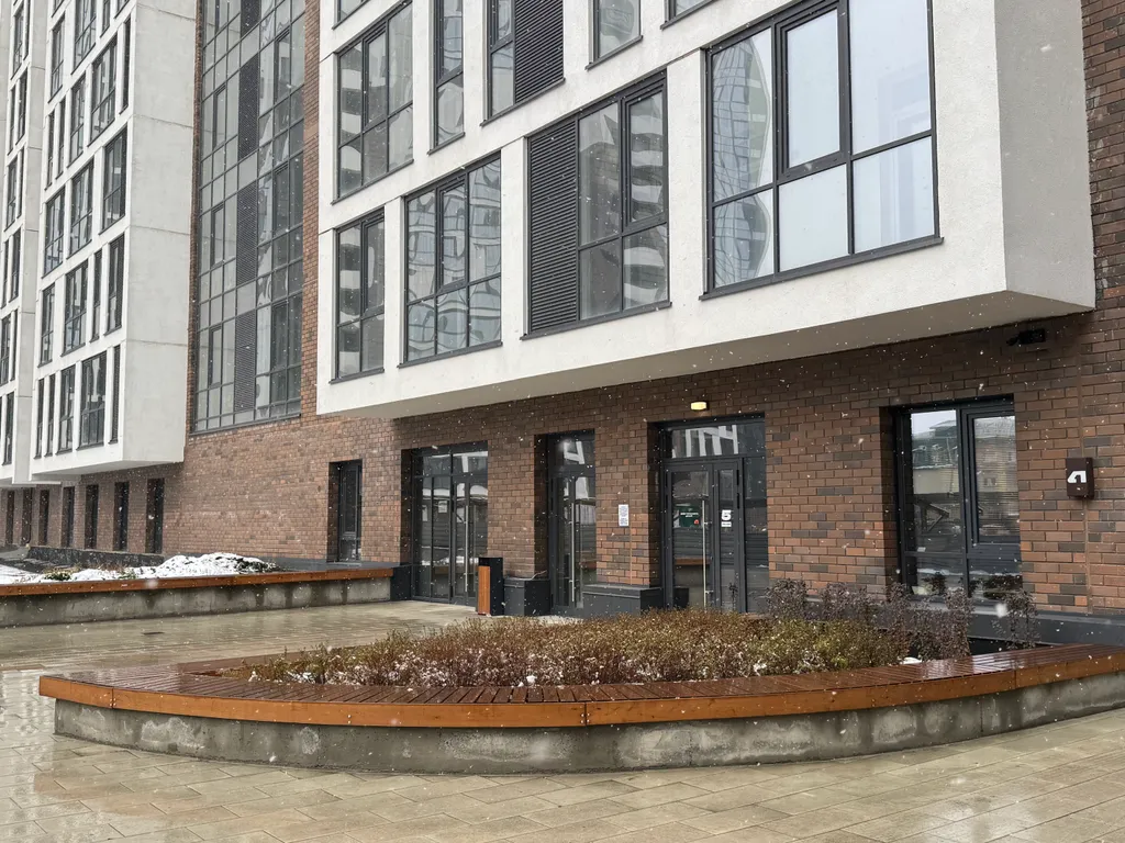 Новая укомплектованная квартира в центре города