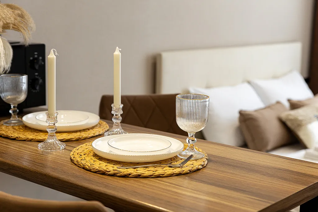 Студия в новом доме рядом с кадетским корпусом