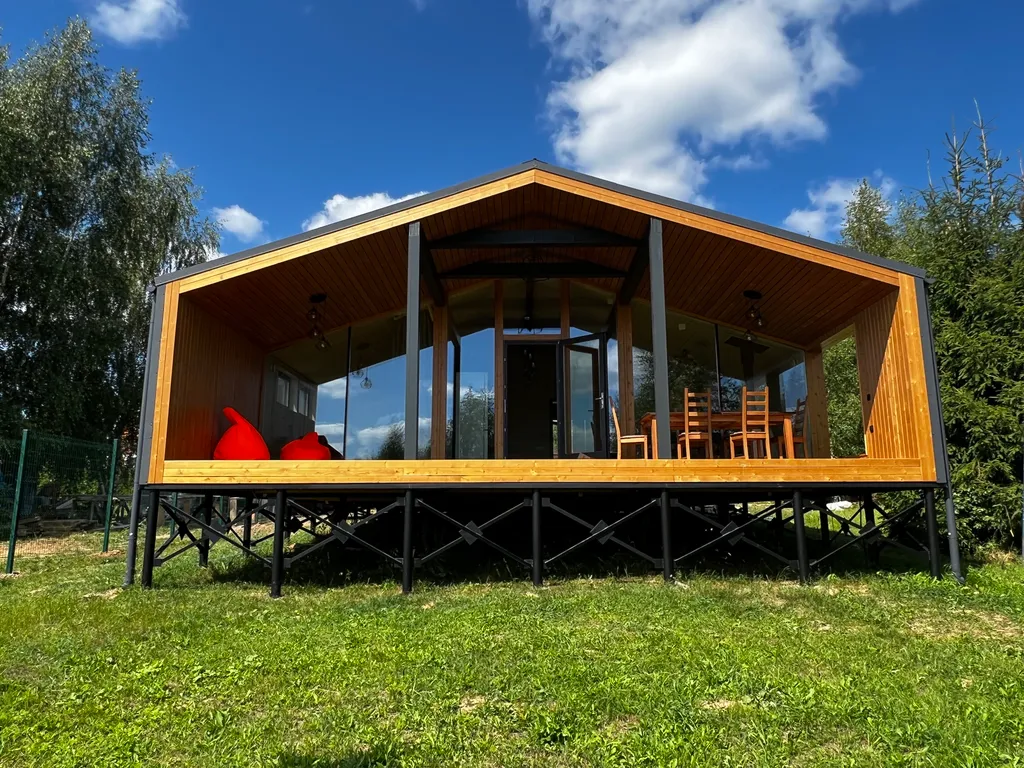 Коттедж с панорамными окнами Куско на Истринском водохранилище