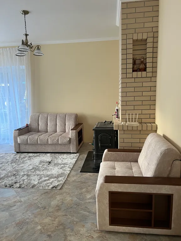 4-комнатный Дом