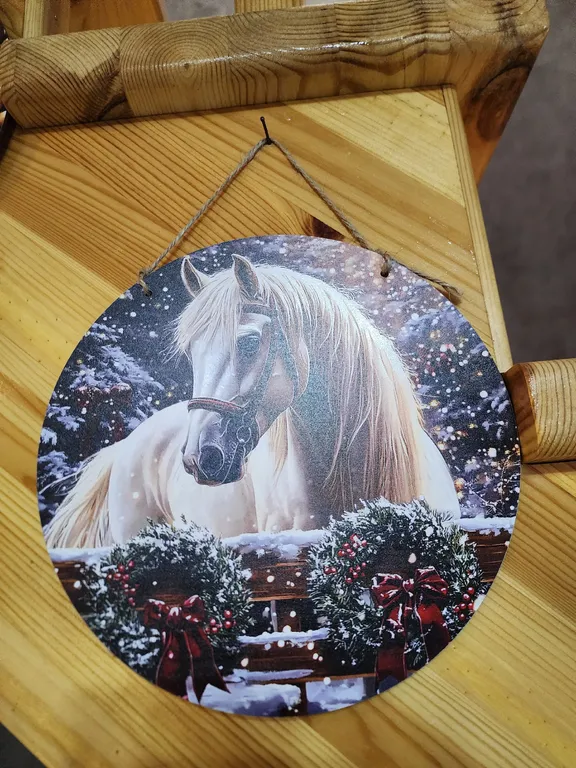 Новый двухэтажный коттедж недалеко от городского пляжа