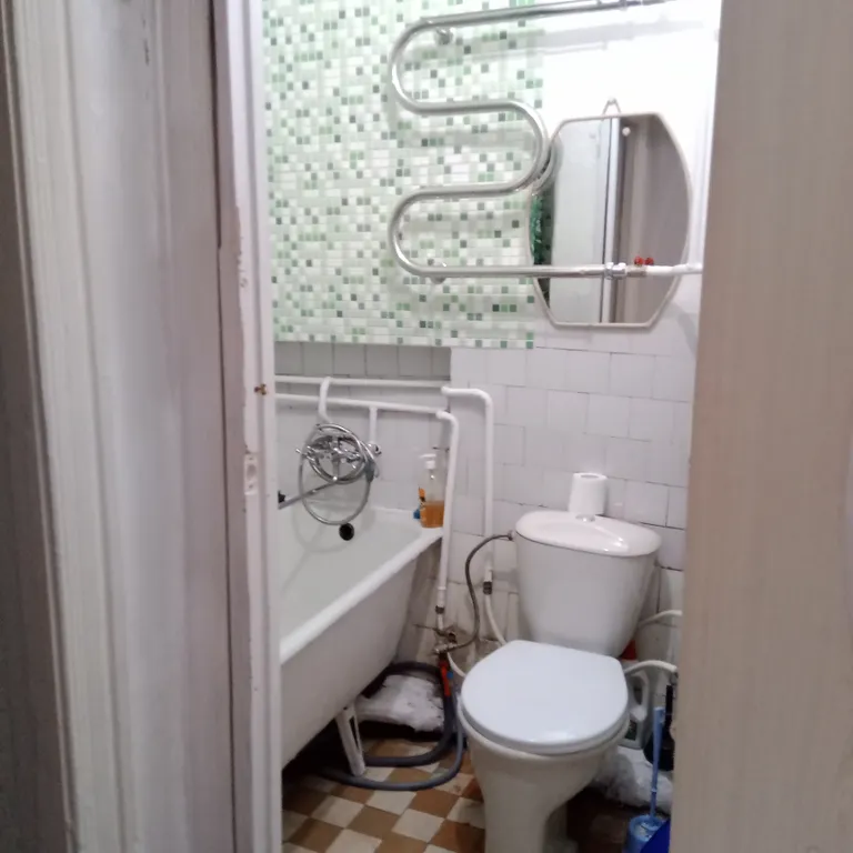 Теплая квартира эконом класса в укромном месте близко от центра