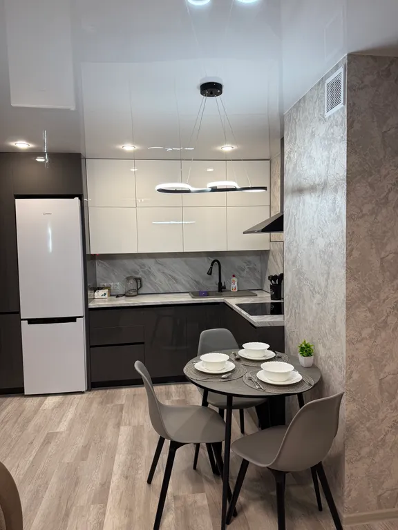 Квартира Квартира Евродвушка с дизайнерскими ремонтом — Хабаровск