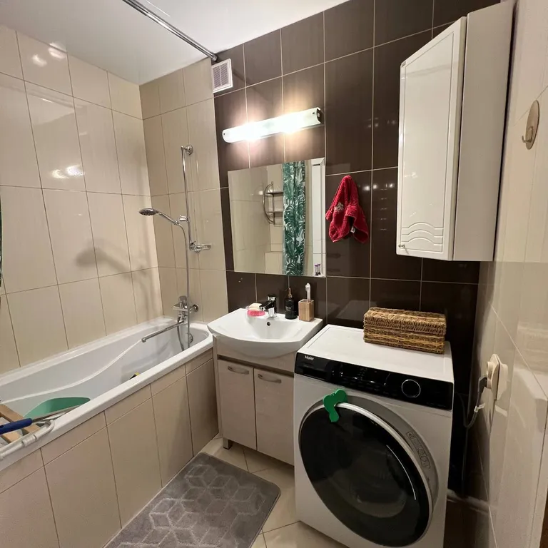 Прекрасная квартира, центр, парковка