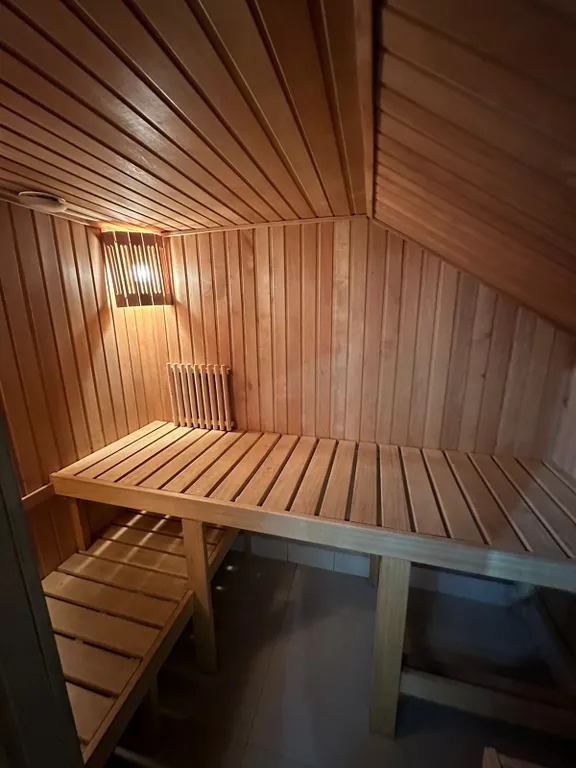 4-комнатная Квартира