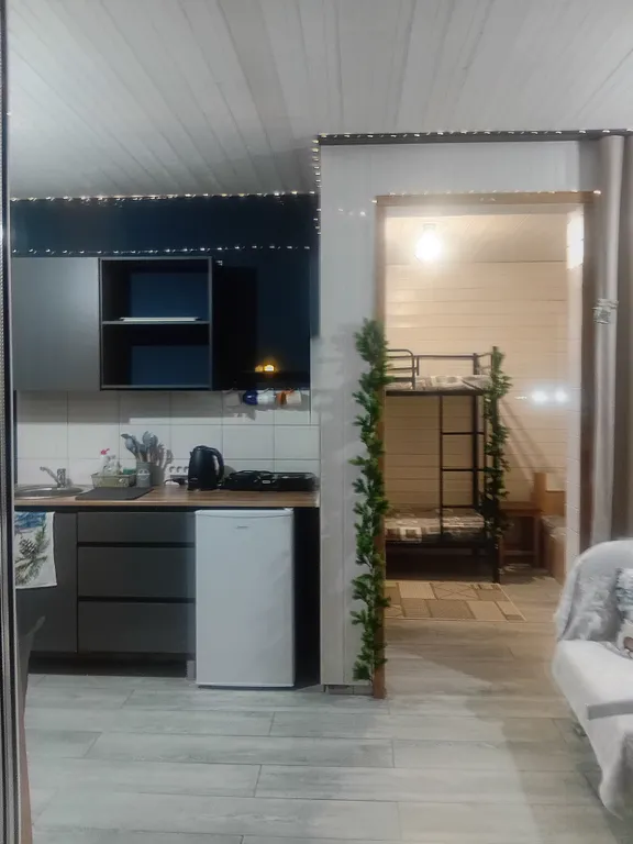 Уютный дом на берегу озера Камбулат