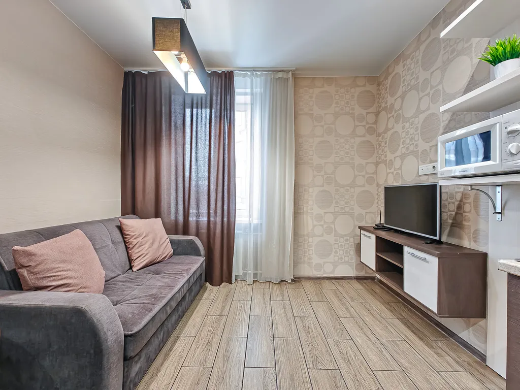 Евротрёхкомнатная квартира с балконом для 6 гостей