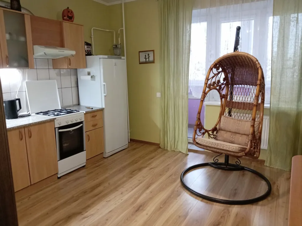 Большая Уютная  Двухкомнатная Квартира в Центре