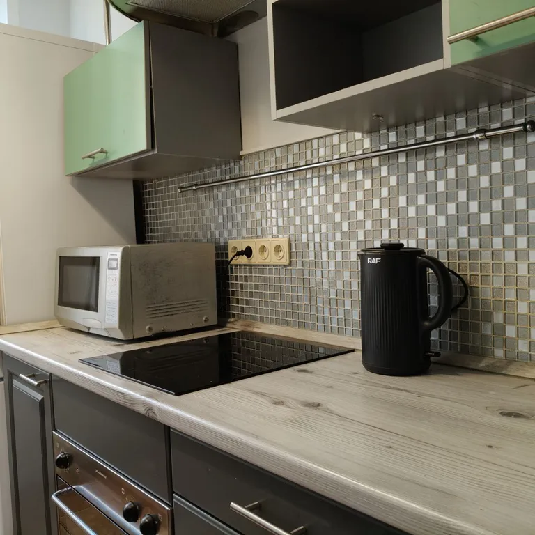 Двухкомнатная квартира недалеко от больницы Пирогова