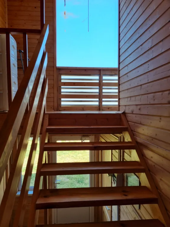 Квартира Квартира Трёхкомнатный апартамент с балконом — Кучугуры