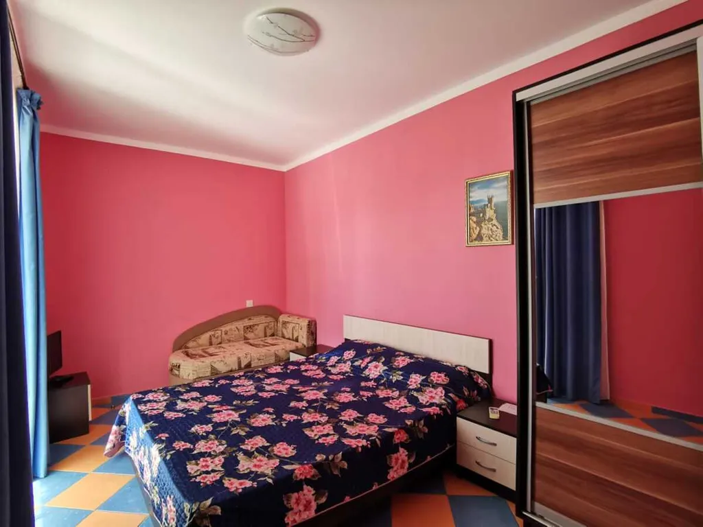 Квартира Комната — аренда посуточно в Береговое (Феодосия)