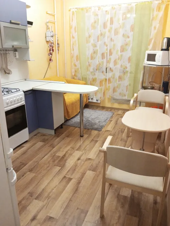 Квартира возле аквапарка с видом на парк и реку