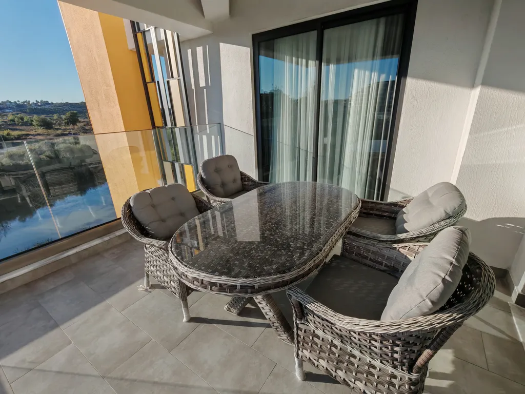 Квартира 2+1 в Azura World c видом на бассейн и аквапарком