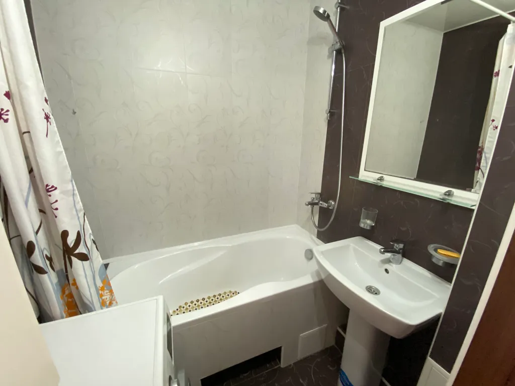 Уютная квартира в центре Орджоникидзе