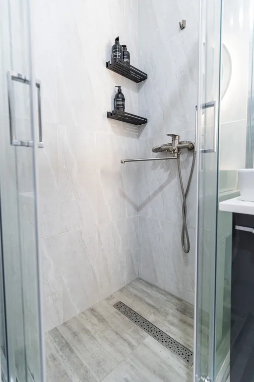 Квартира Просторная квартира с дизайнерским ремонтом — Геленджик