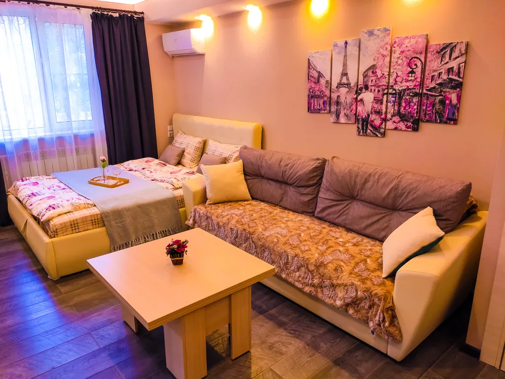 Студия с дизайнерским ремонтом париж