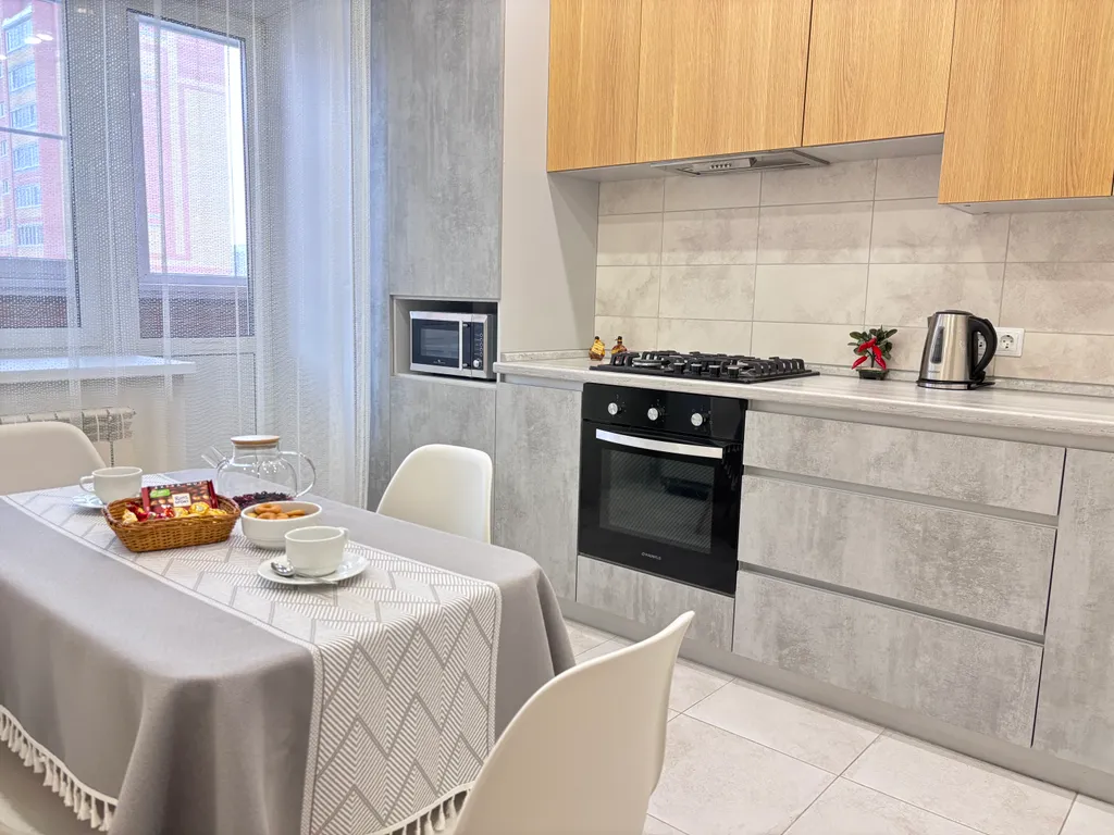 Уютная квартира у Набережной и Арены