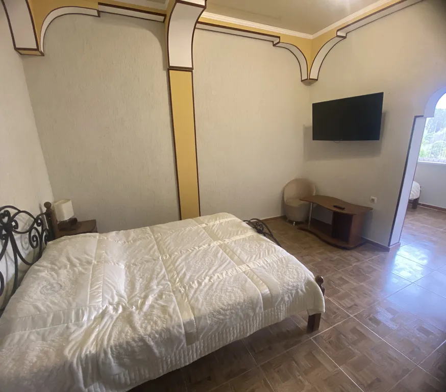 Квартира Шестиместный семейный номер категории люкс — аренда посуточно в Гумиста