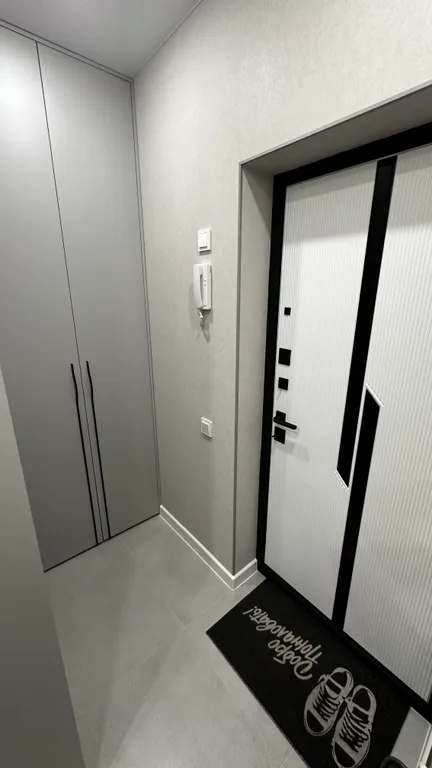 Видовая уютная квартира с дизайнерским ремонтом и видом на реку