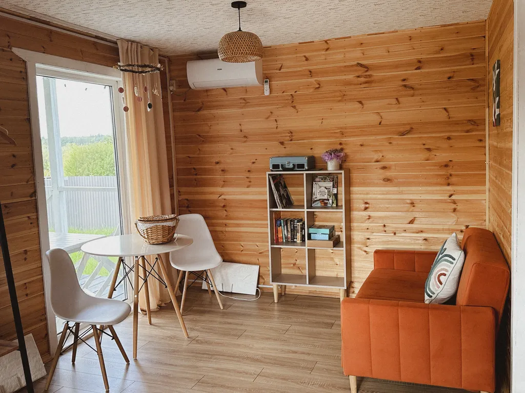 Дом с душой у соснового леса