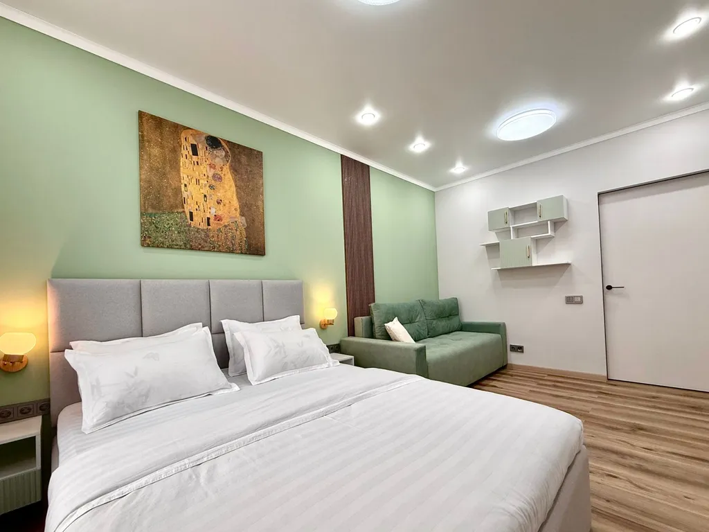 Квартира «Raimbek residence» nice view, centre of city & drinking water as gift — Алматы