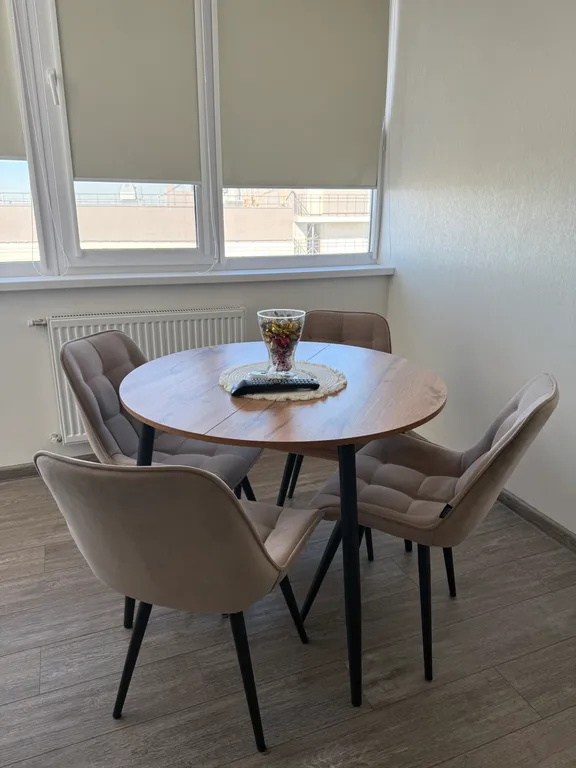 Уютная новая квартира с дизайнерским ремонт с видом на город