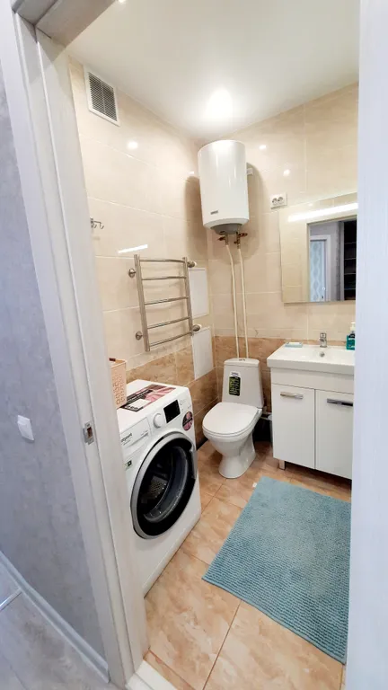 Апартаменты в новом доме в светлых тонах