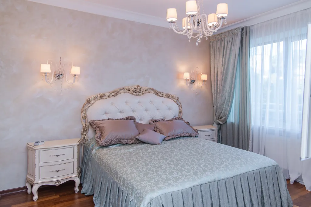 Трёхкомнатные апартаменты в центре с видом на море