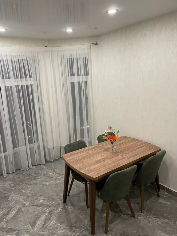 Апартамент с видом на горы