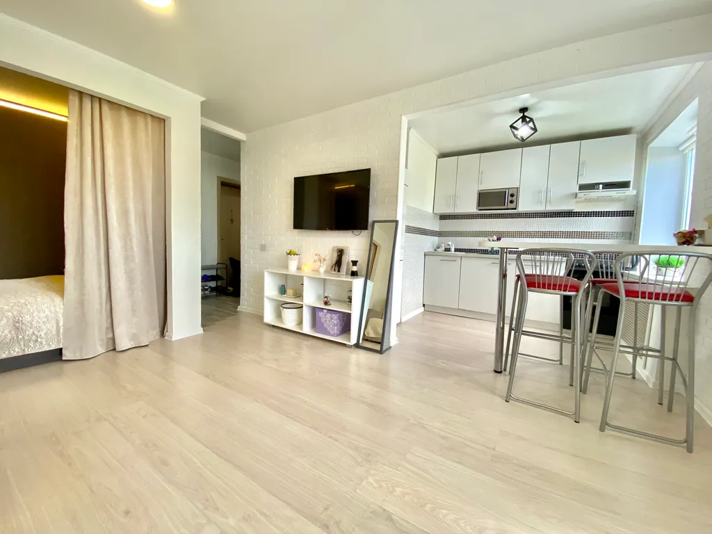 Уютная студия с видом на вулкан