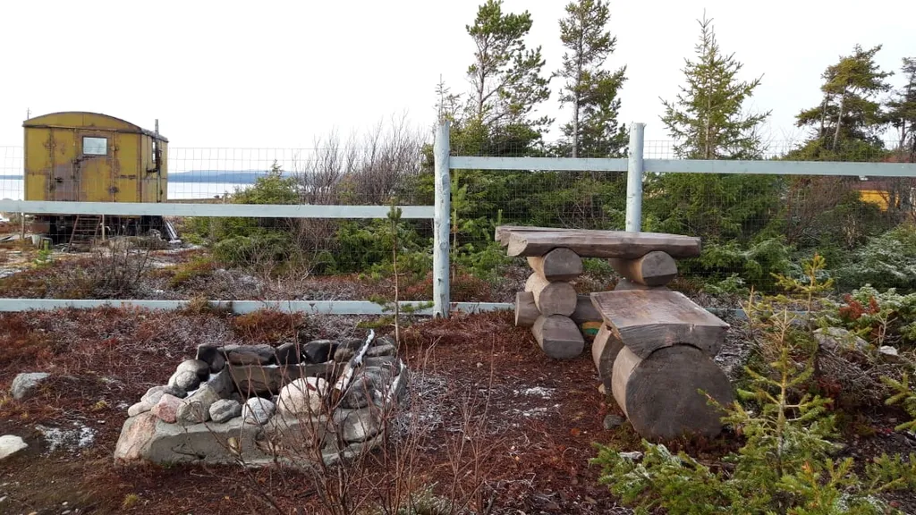 Шале из большого бревна