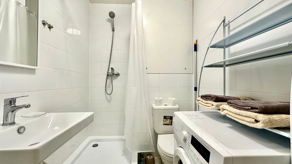 Квартира с видом на пруд