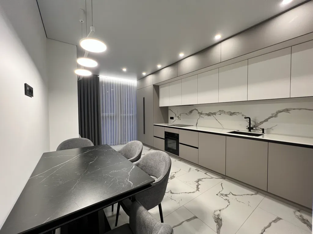 Роскошная 3-комнатная VIP квартира 100 м² в ЖК «Достояние»